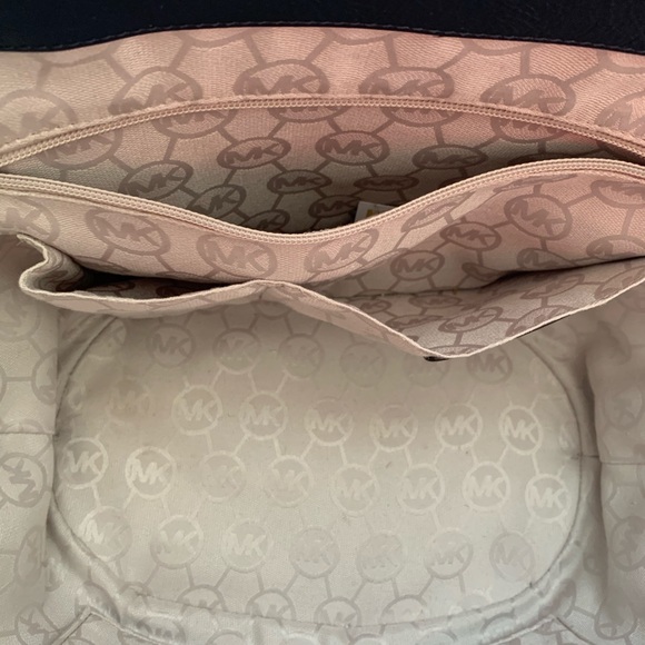 Michael Kors Wicker Bag - Picture 7 of 12